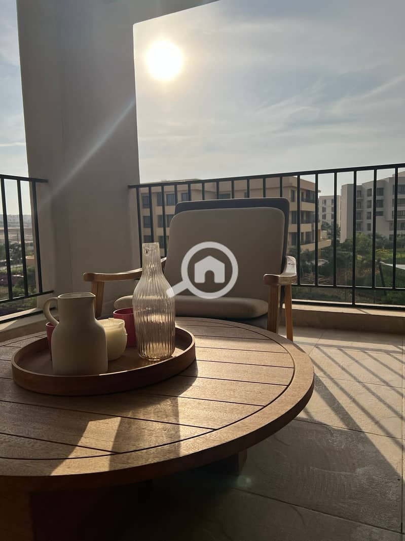 8 76b0b916-ed6e-4928-87e6-31db57fad50b. jpeg