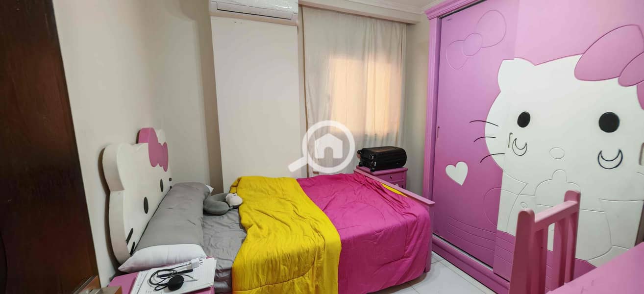 4 87dff973-31c8-41ea-bbae-327e4352713d. jpg