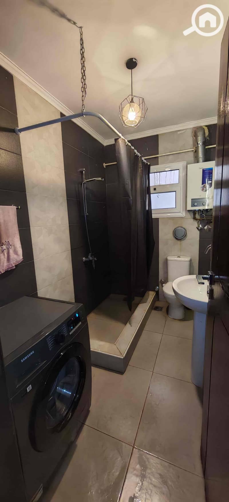 5 8aafd8d3-685f-4949-af9b-09d2b254b23c. jpg