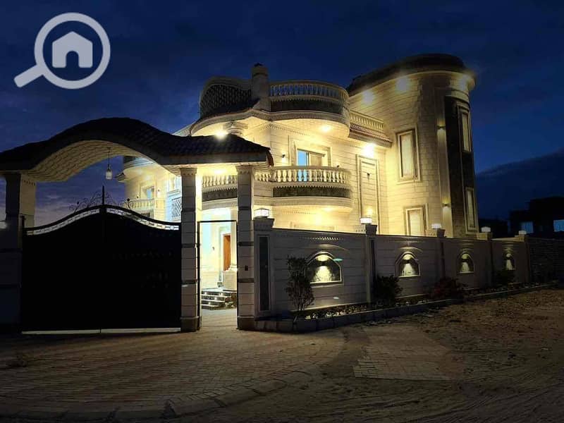 4 9ed54287-1c58-4cae-8b4c-6a8dbf6c26e6. jpg