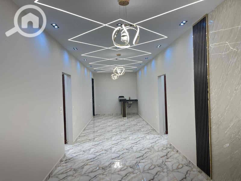 9 d69e9f7a-813d-4b40-b745-5dee4acbb9c0. jpg