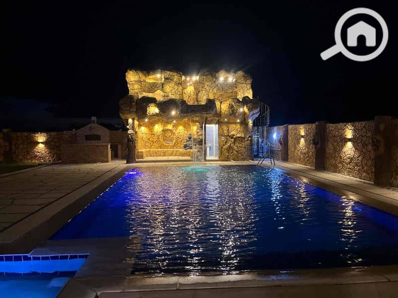 13 b81efa6d-c56f-450c-b8da-8dc75c2a08cb. jpg