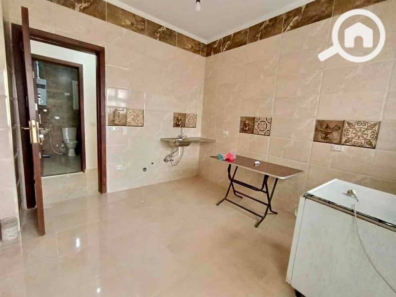 14 e3049212-5d34-4047-bcf3-aeac3f9025c6. jpg