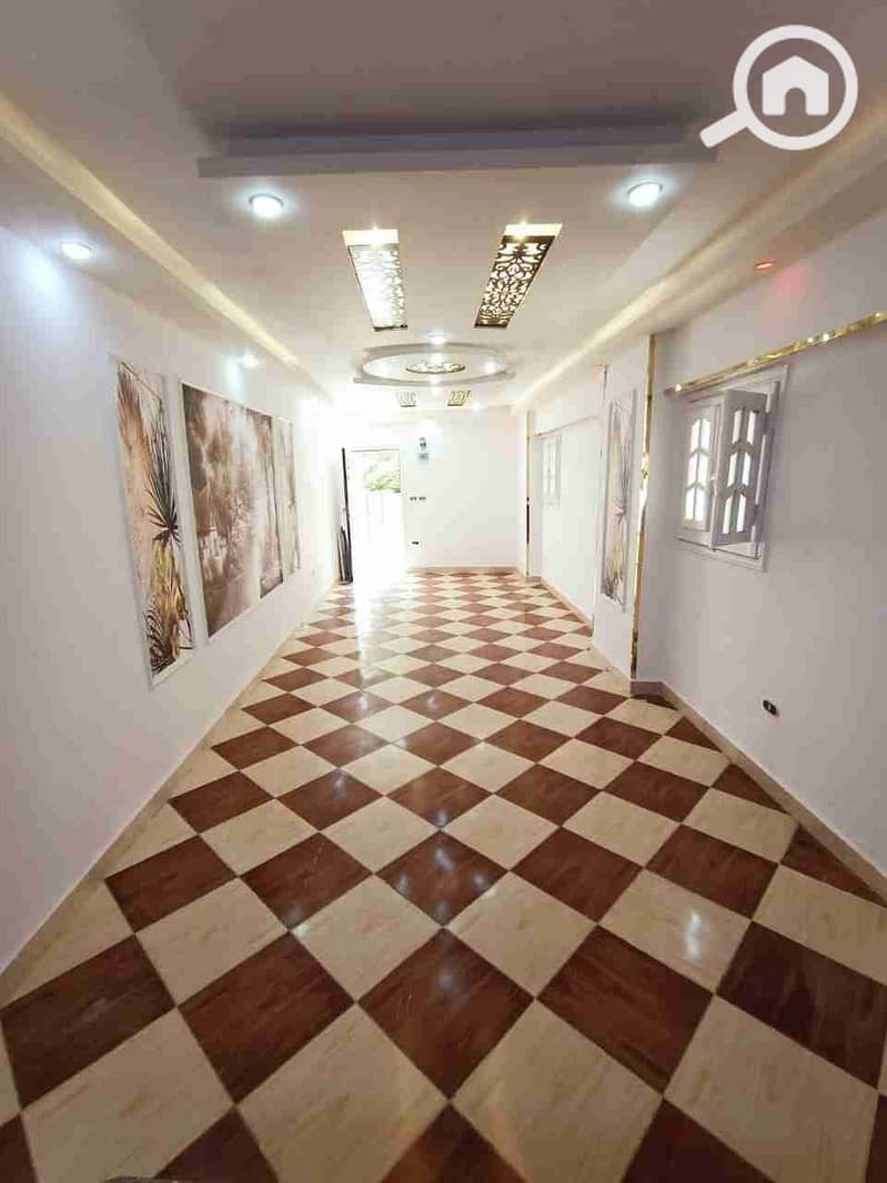 1000519484. jpg 1000519484. jpg