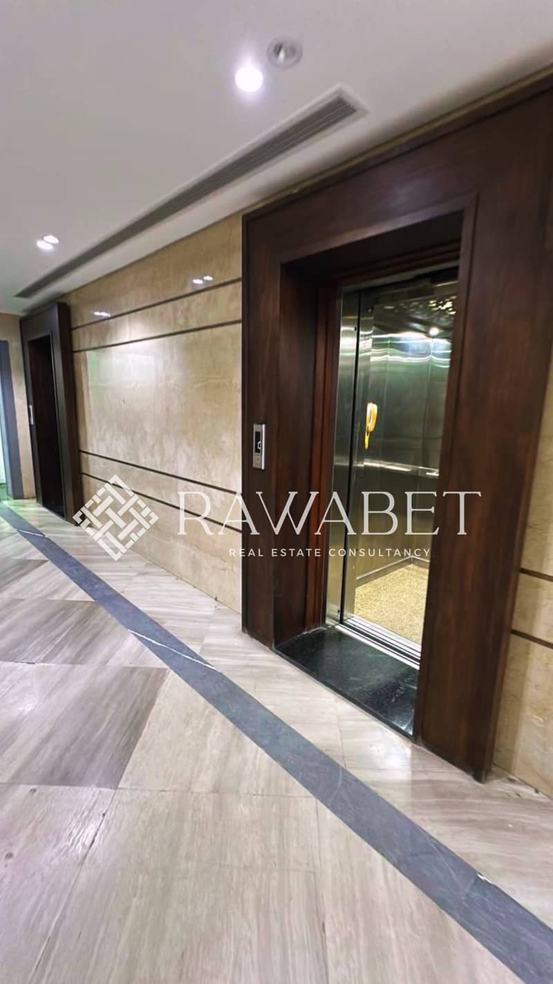 4 2FA9FB41-BE5B-4FB6-8349-A38BDEFAD100. jpeg