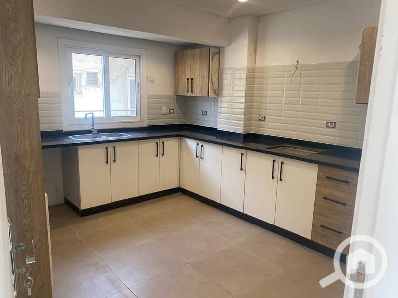 3 9940930f-0b8d-4267-9e34-adff508f76c6. jpeg