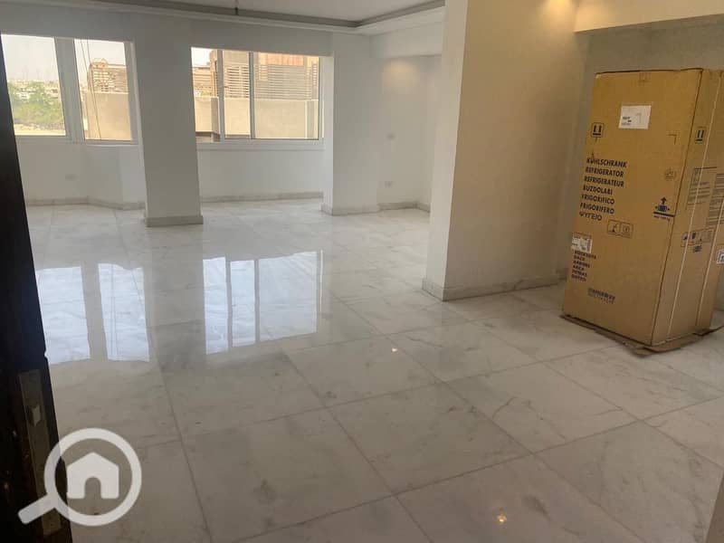 7 f4e6ead2-5fd7-4676-a0a4-da6d43ce8793. jpeg