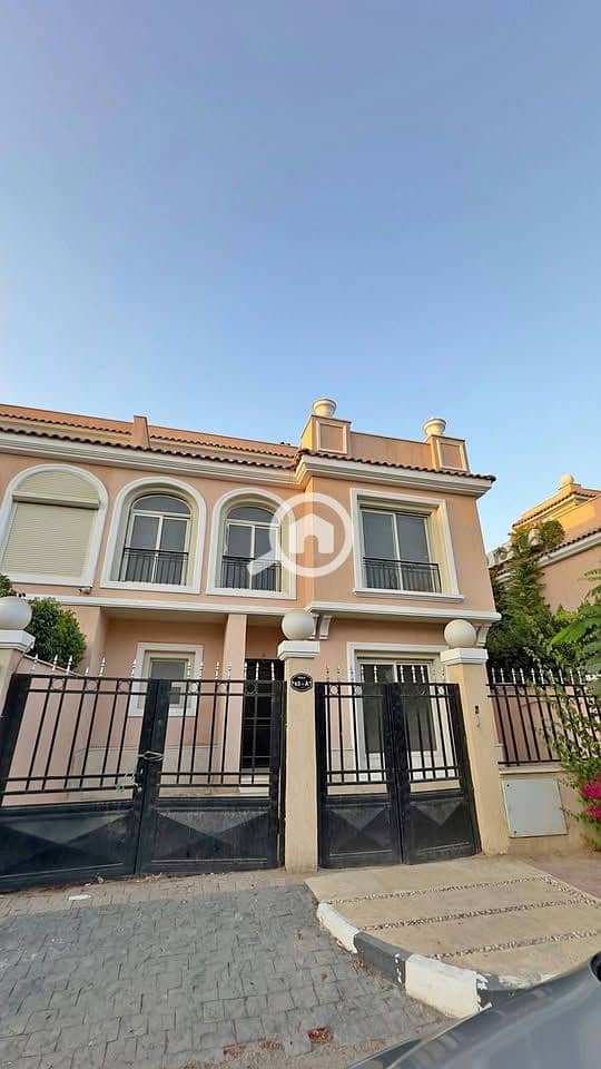 5 574576721_25980509361550454_811081805374708690_n. jpg