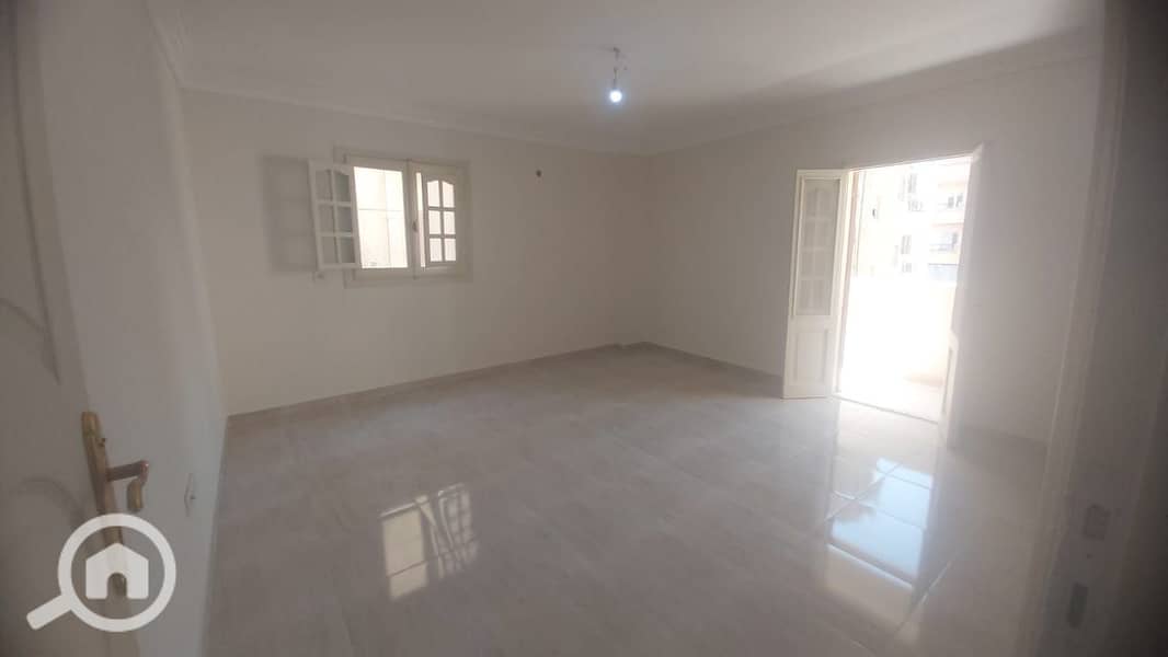 8 9e8b81d9-1c0e-4c97-adcd-344059178a8f. jpeg