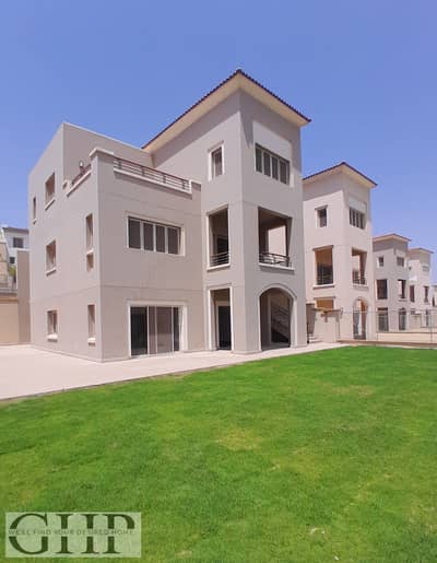 5 Bedroom Villa for Sale in Mokattam, Cairo - 440853076_122143556900095548_2083475153716629567_n. jpg