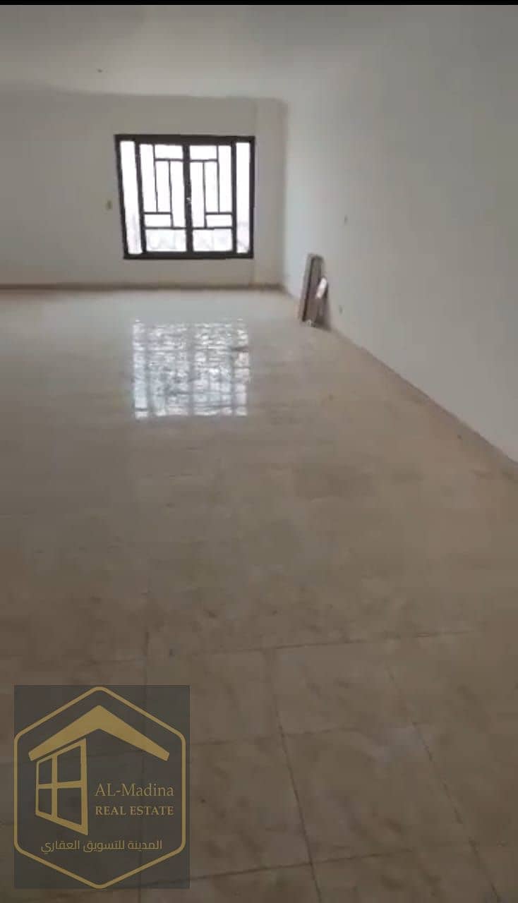 6 WhatsApp Image 2026-01-08 at 19.49. 52 (1). jpeg