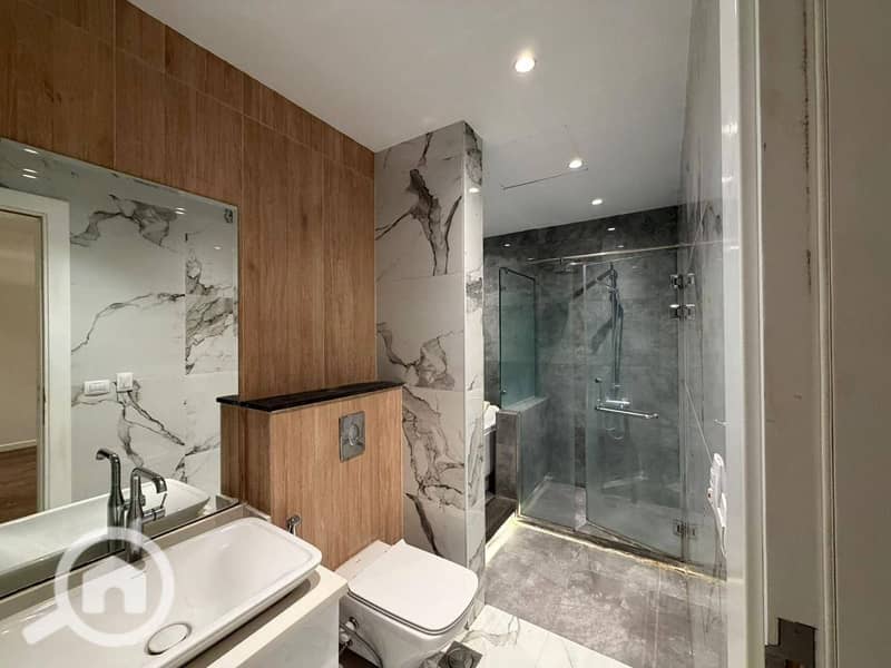 8 615197268_122248208258084594_2340742374702796681_n. jpg