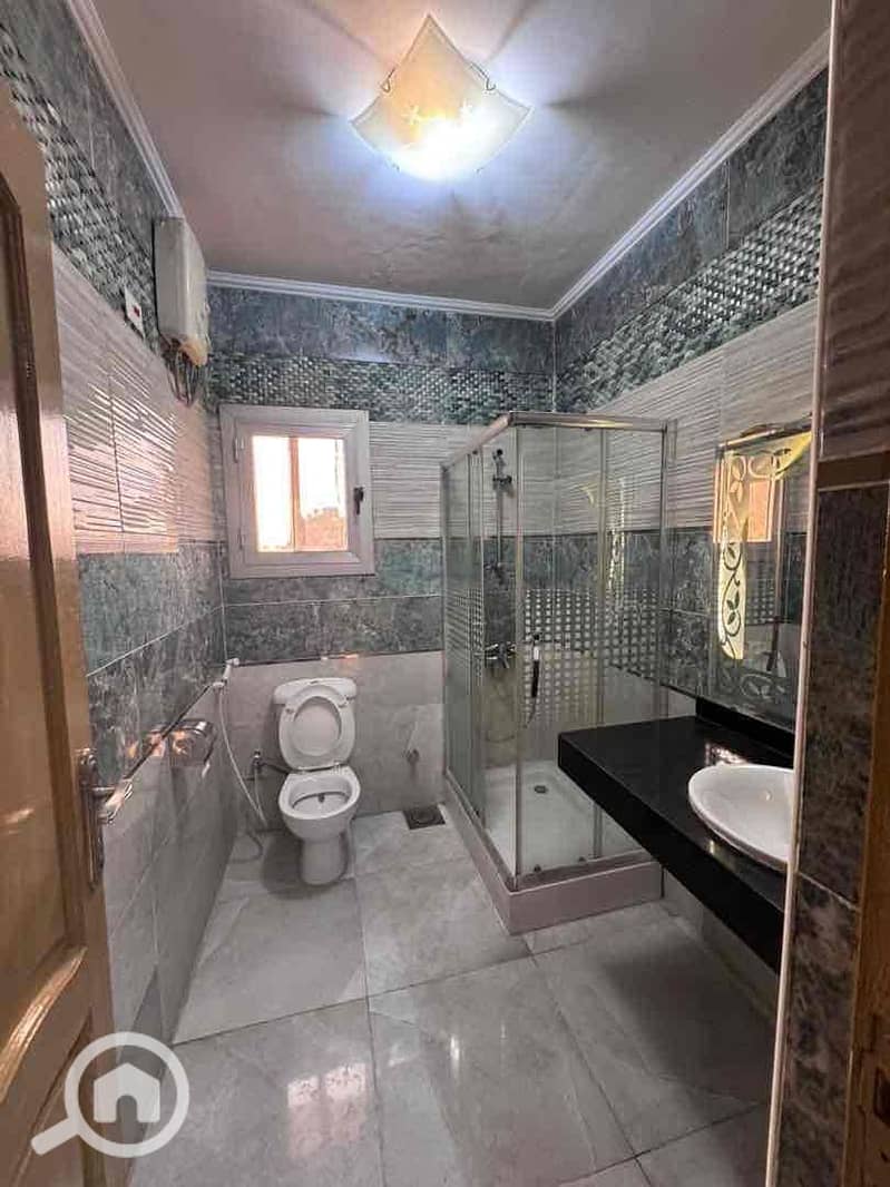 11 59a47999-42cc-4e71-980b-5f584773e0cd. jpg