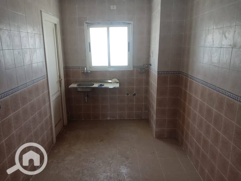 9 7df682ce-f32c-425a-a418-e65f8ebb30f2. jpg