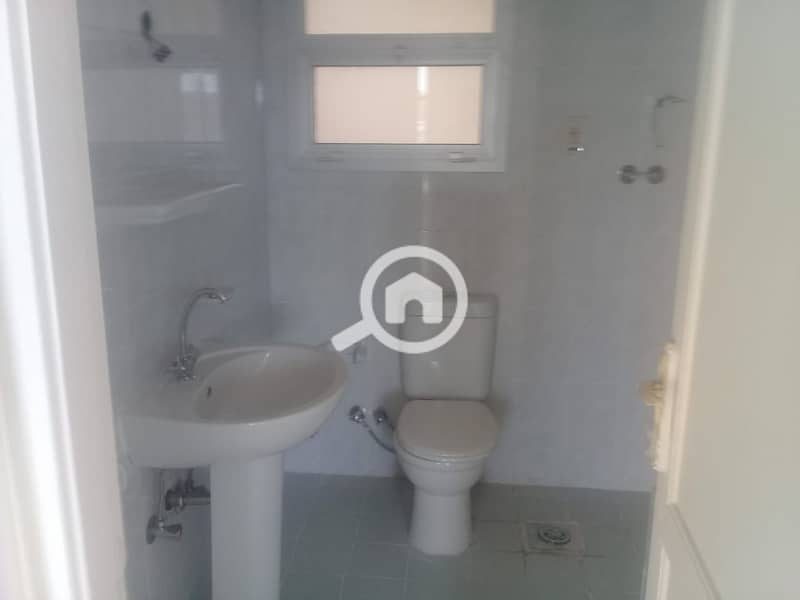 10 82ae0cfd-1775-4f46-b559-bf85d5455343. jpg