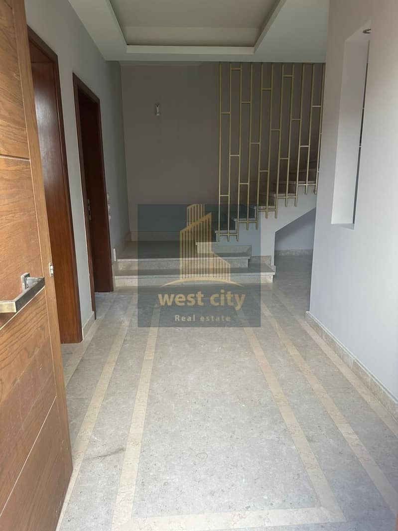 4 WhatsApp Image 2025-11-07 at 10.15. 41 AM. jpeg