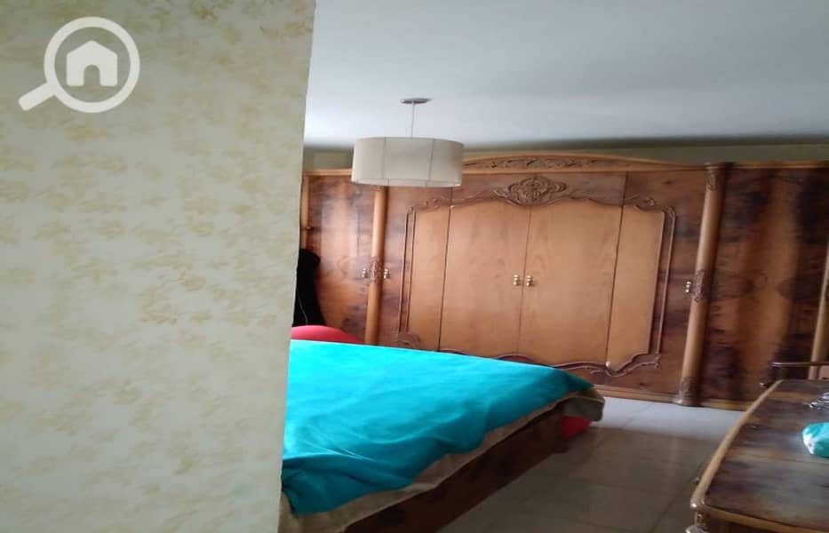 10 c073cf66-bcf7-4121-a163-6a3abf8ad3e5. jpg