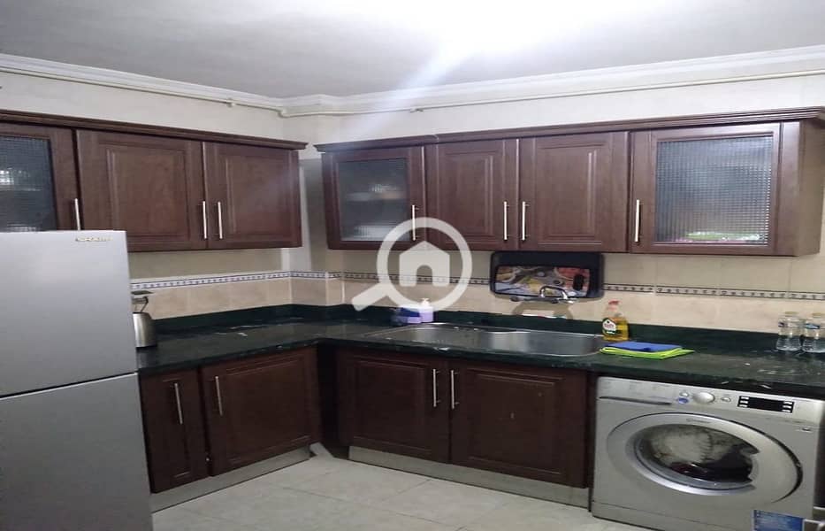 13 1765a618-cc6a-4ffb-a7f2-d1d2b78fa578. jpg