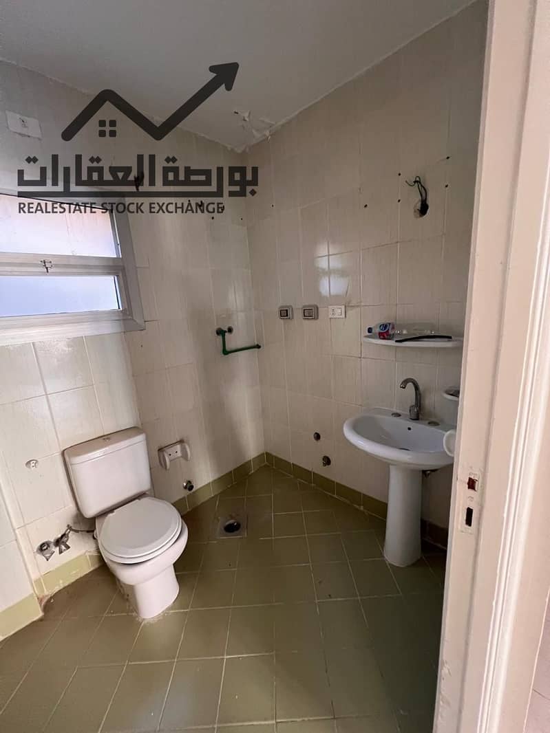 8 558297300_1193132852836213_1229589445202295950_n. jpg