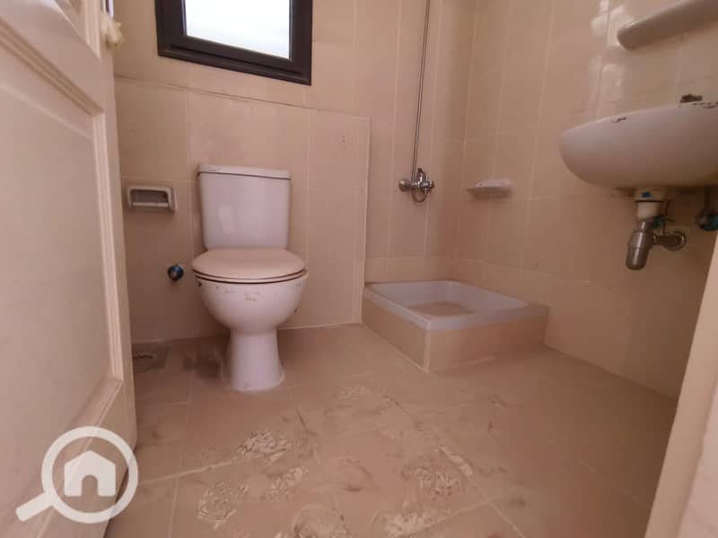 11 e548bcb2-137f-4b70-95db-4416fd3b8bed. jpg