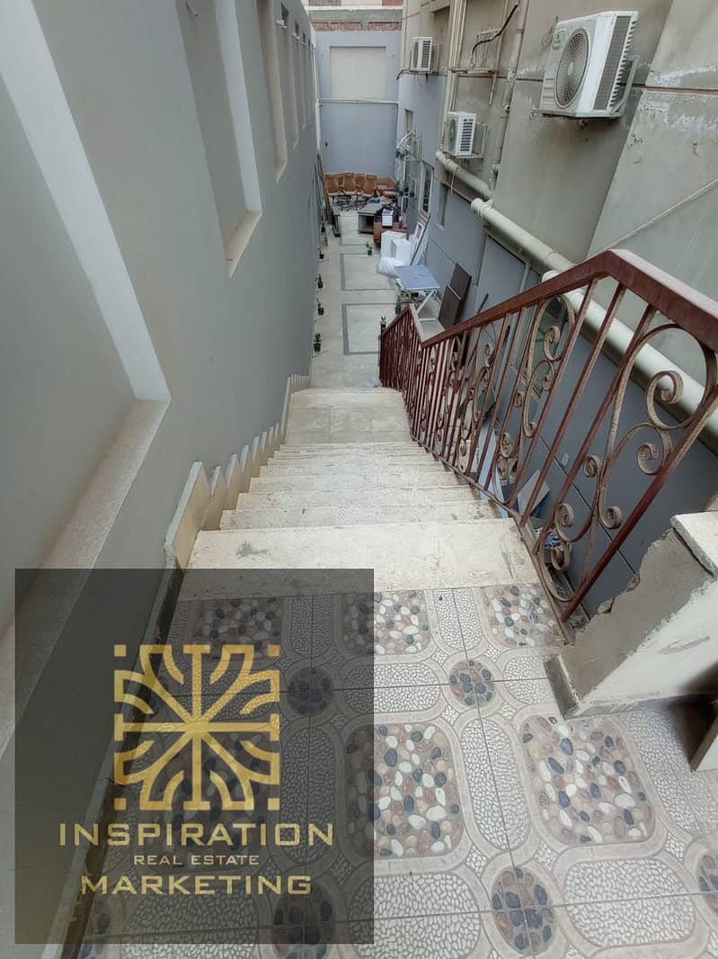 12 7476599b-7584-462b-97d7-95414cdf6f24. jpg