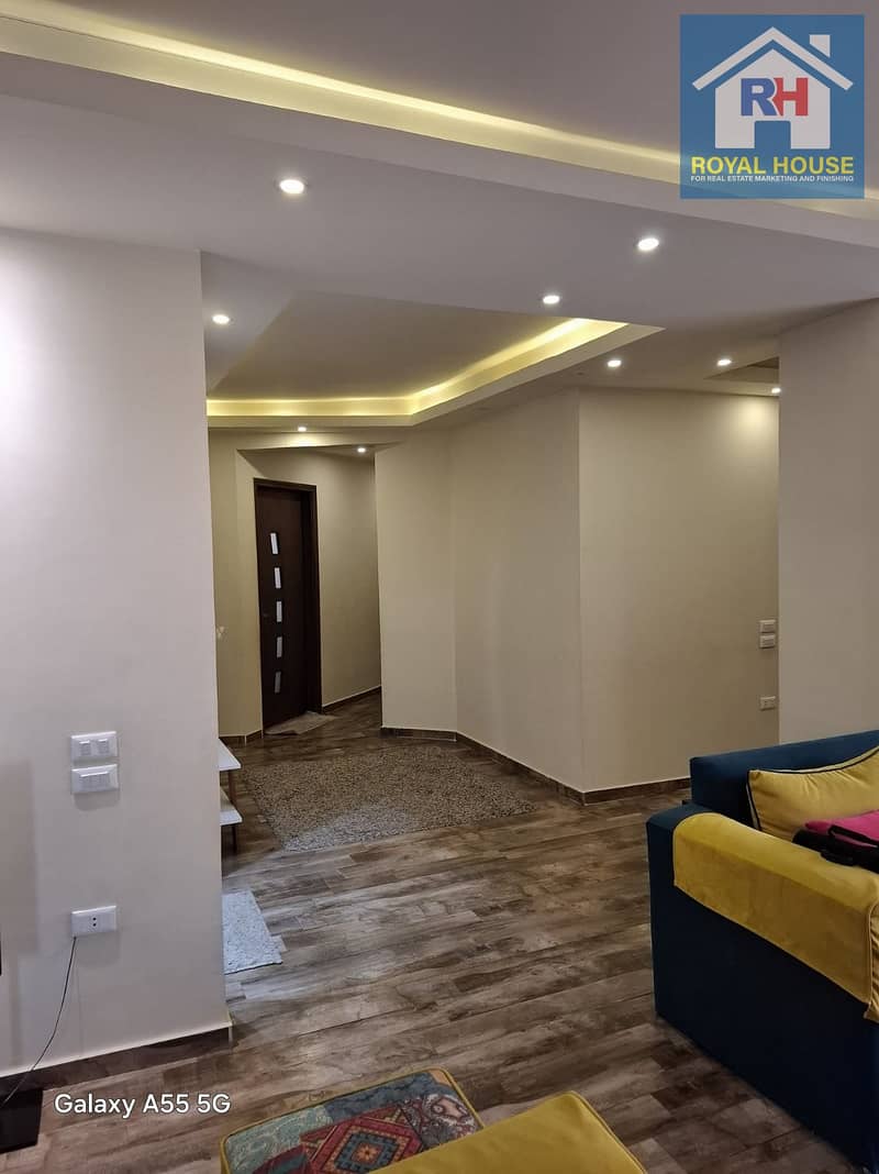 7 6cae72ad-373b-4a5d-8651-5dded9e7bc18. jpeg