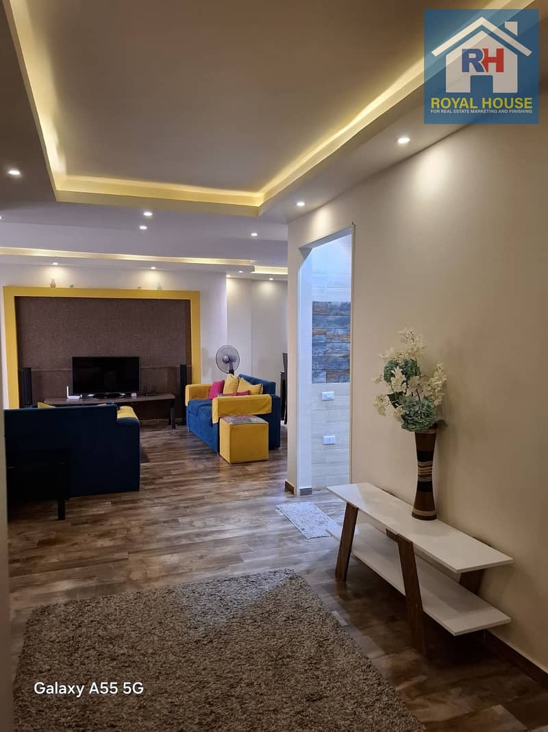 18 cd090164-3376-45ef-9c01-80d1a36e30b6. jpeg