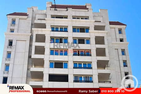 2 Bedroom Flat for Sale in Moharam Bik, Alexandria - WhatsApp Image 2026-01-20 at 7.29. 18 PM (1). jpg