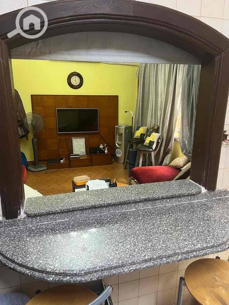 8 8093f2ca-93e6-4cc9-85bd-146e52d20007. jpg