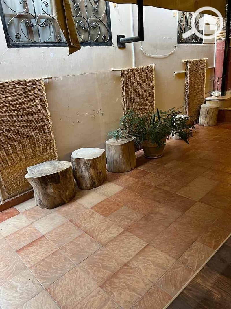 12 39b5b339-ccfa-49fe-a4d7-ab8a31fa3c48. jpg