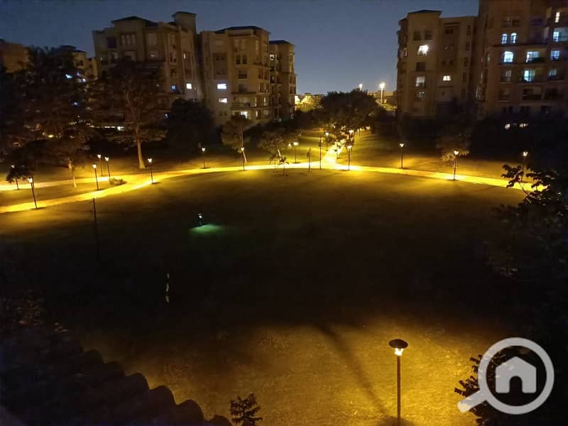 5 058450cb-8b92-46aa-ae6c-03ea23751238. jpg