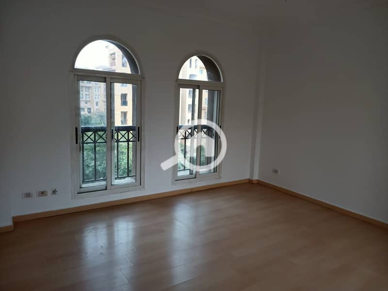 6 a809c33f-0511-4d33-97e2-3dae2f4e08a5. jpg