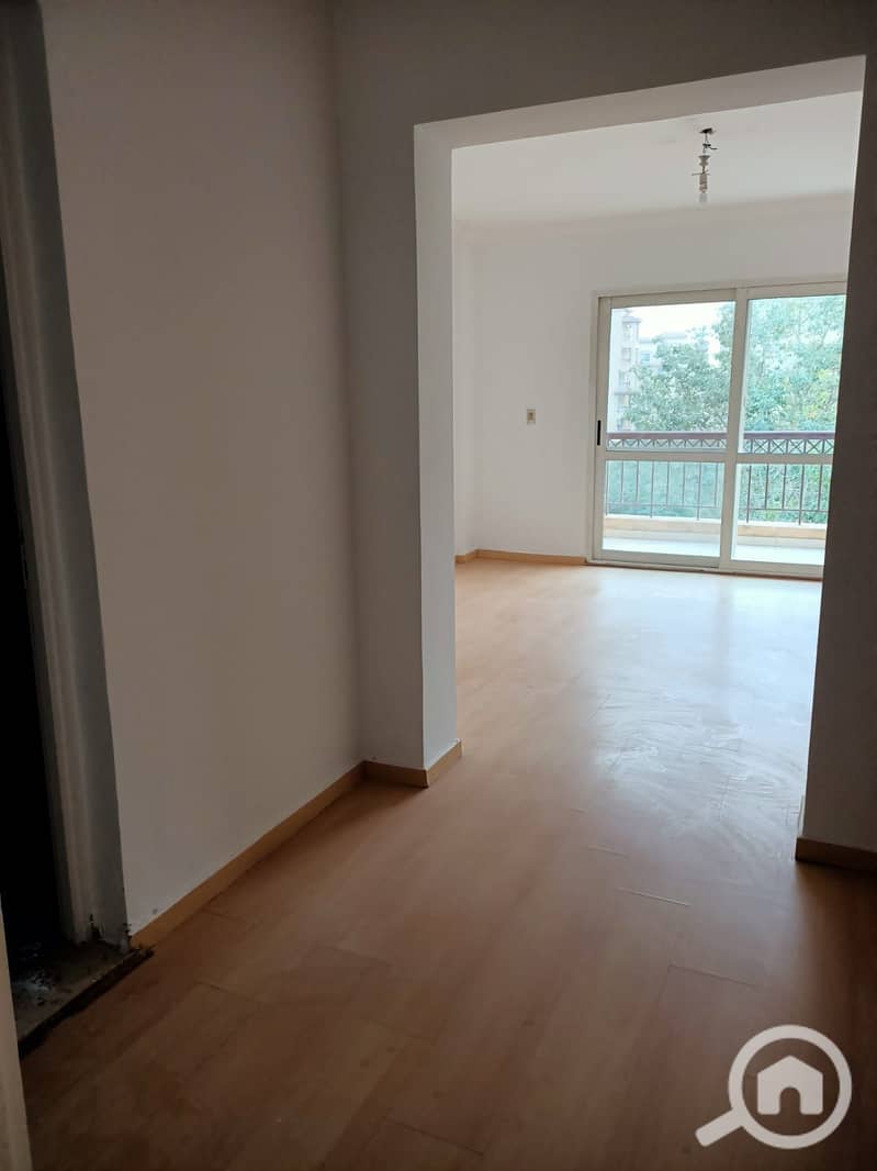 10 f877eac7-603e-4f01-85fa-fd391b33f8ae. jpg