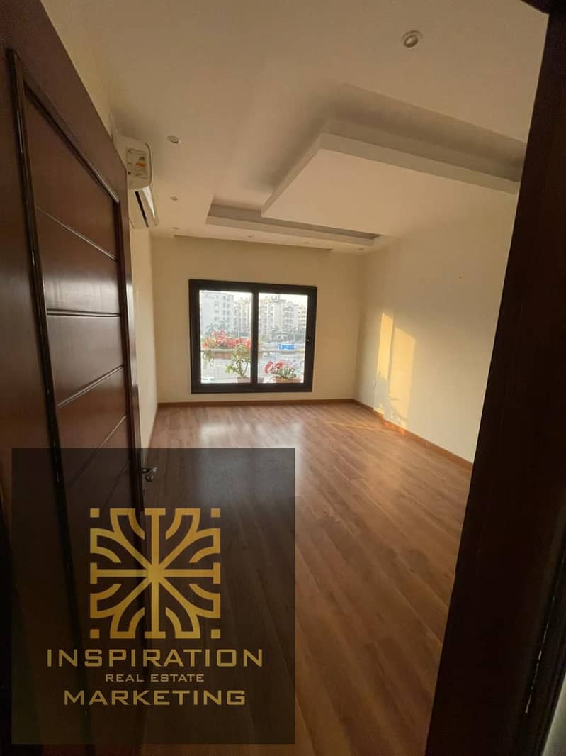 3 666acf3b-c82c-492b-862c-af66ed519792. jpg