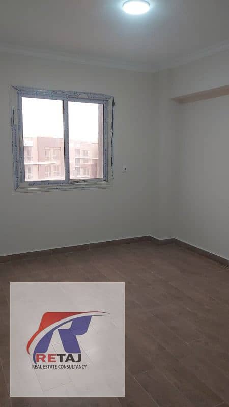 2 7ef468d7-0b42-4f5d-94a4-e73c135d835e. jpg