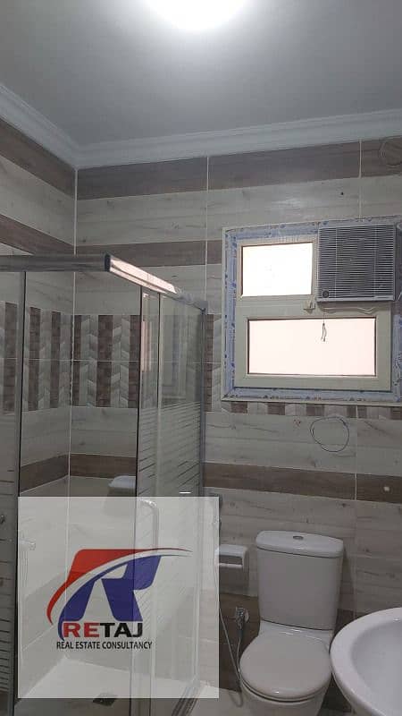 10 335548d7-014b-4a21-a66d-dbed750968fa. jpg