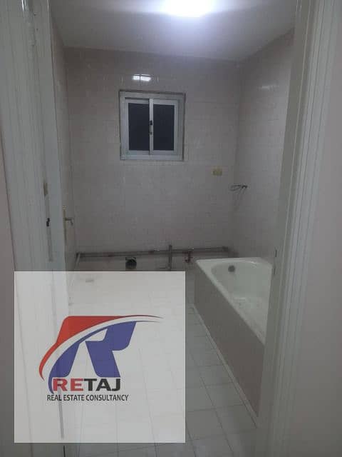 6 adf7a8a9-47bb-4f48-a9f9-401c79b590c5. jpg