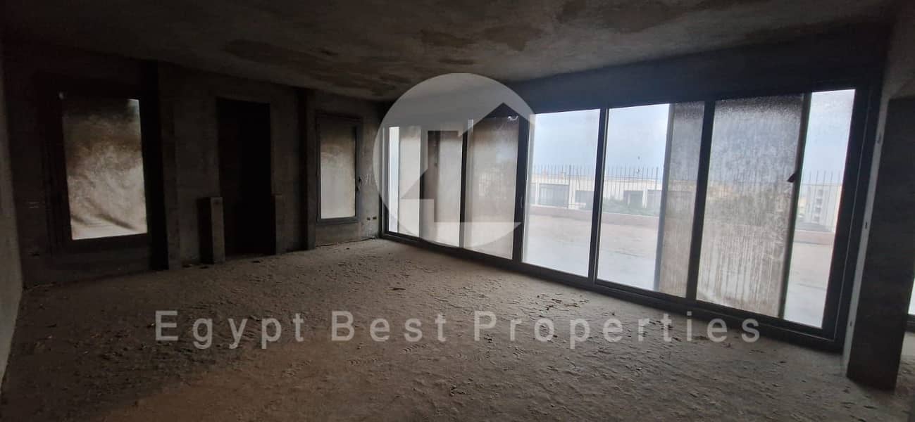 12 WhatsApp Image 2026-01-28 at 16.03. 32 (2). jpeg