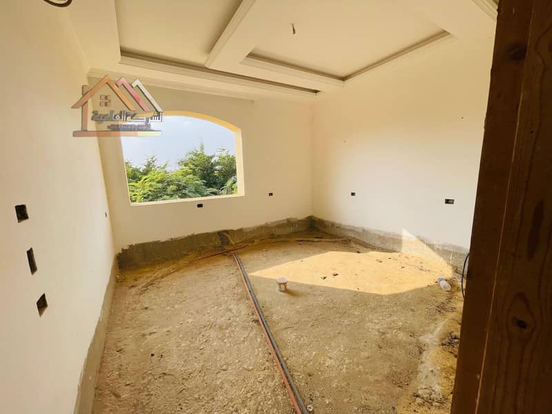 6 334ae4d1-2a4a-40af-b0f9-6cf2f82e5036. jpeg