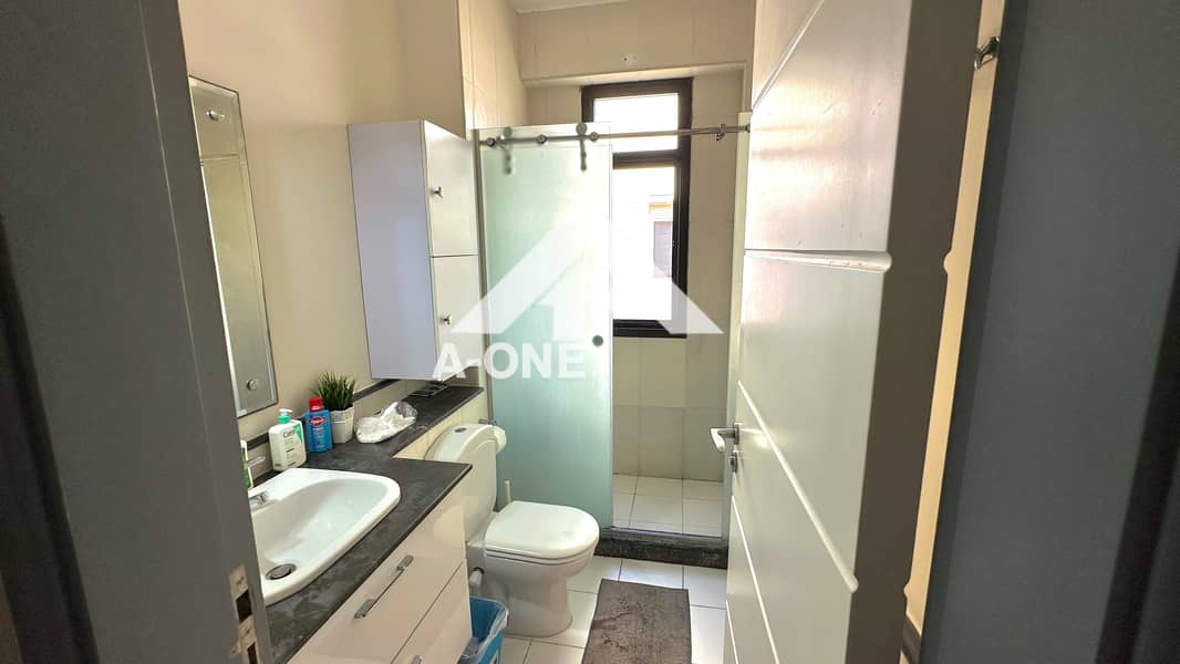 11 8897efcd-317c-41f5-8b10-e05fe4a79c33. jpg