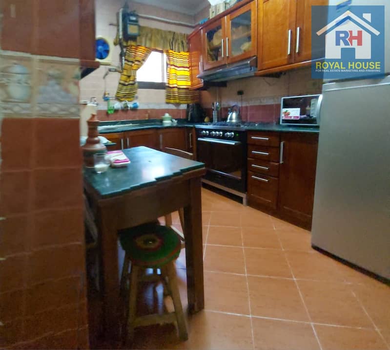 4 45376d76-4f18-43fa-b997-4f4ad2d1f8ae. jpeg