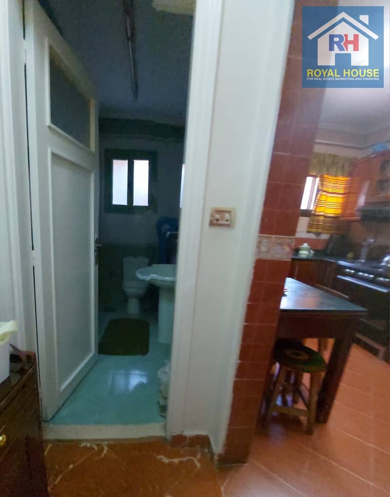 6 dc87cc4d-a704-4a6e-851c-d7ee1ae7751e. jpeg