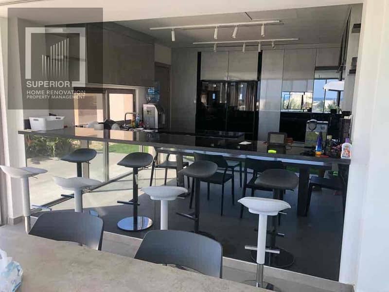 12 3ec64e8c-e085-4241-8146-133cce886d70. jpg