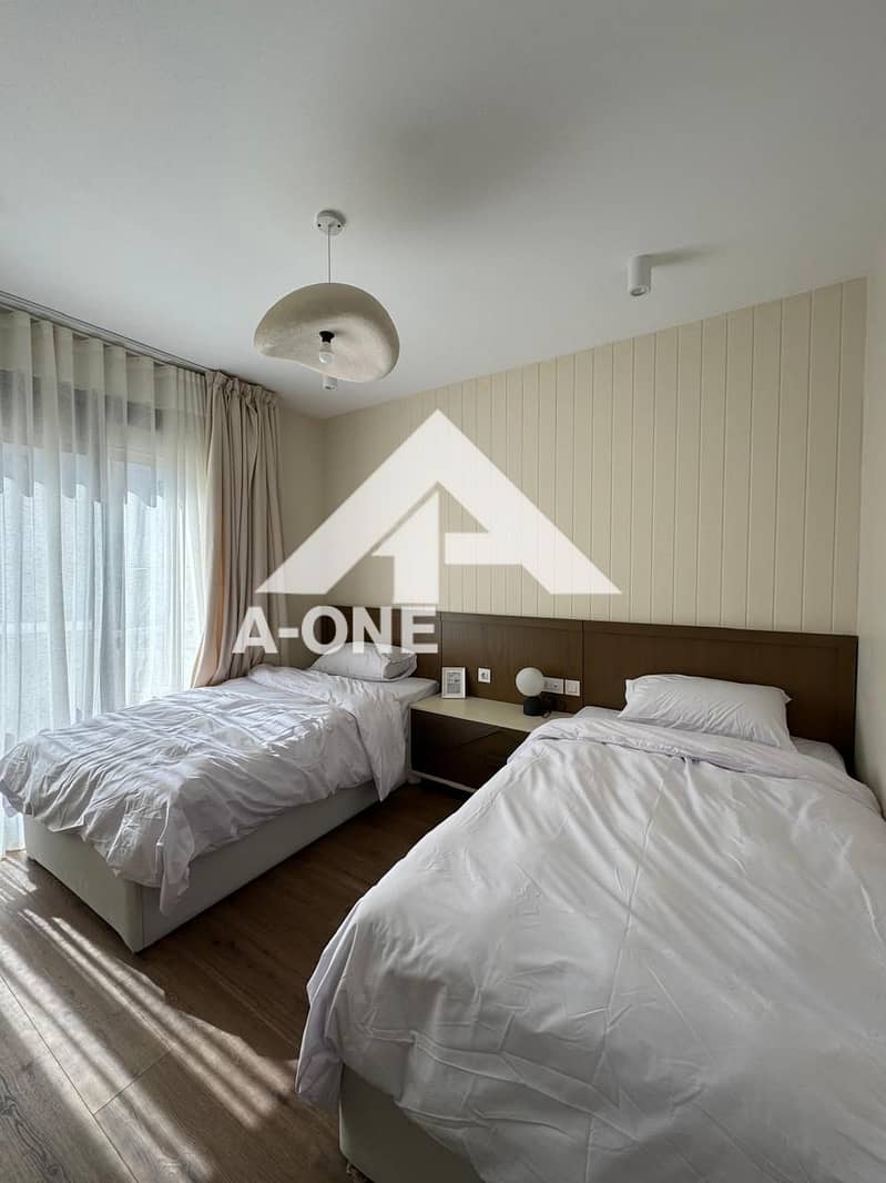 4 2b410017-3e0a-4d61-a6cc-5185d35d95c8. jpg