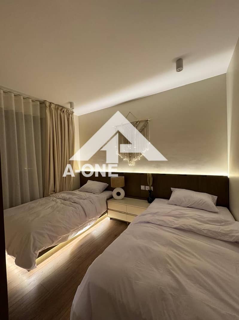 6 55ee5833-2fd7-4cf7-a922-91bee0c88f50. jpg