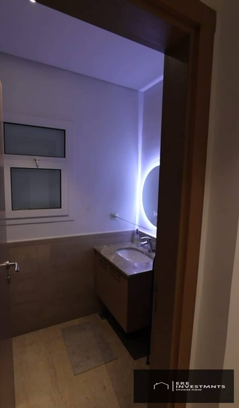 3 49f59955-fb90-401d-9b3c-b5bc66c2c5ef. jpg