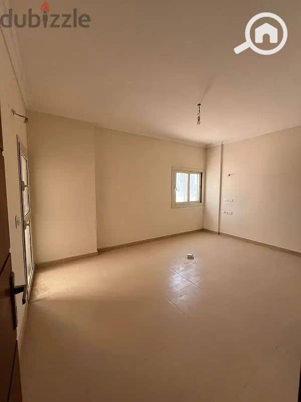 2 4ca778d8-57c1-44d3-99c7-e4279266c6ef. jpg