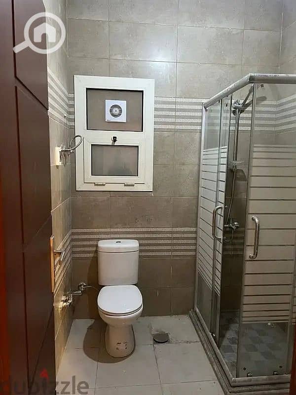 3 a6244461-70bf-4815-8a26-f73e374dda6a. jpg