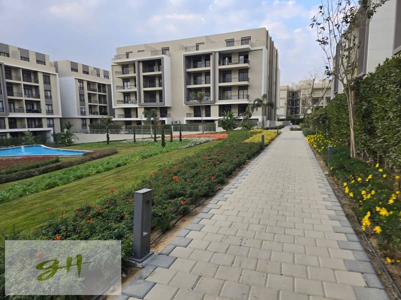 12 bf50b8aa-6386-4a77-acb9-92c3e3003322. jpg