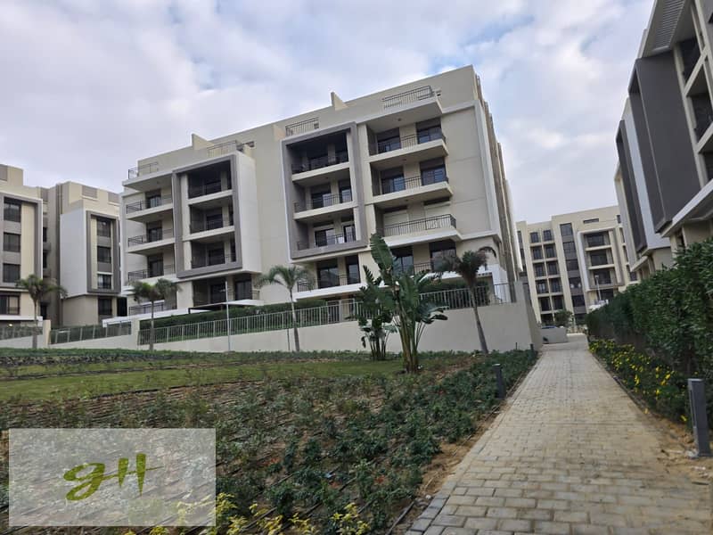 12 9cdb4c5e-3ddc-4b70-bc69-8d19a0f9f422. jpg